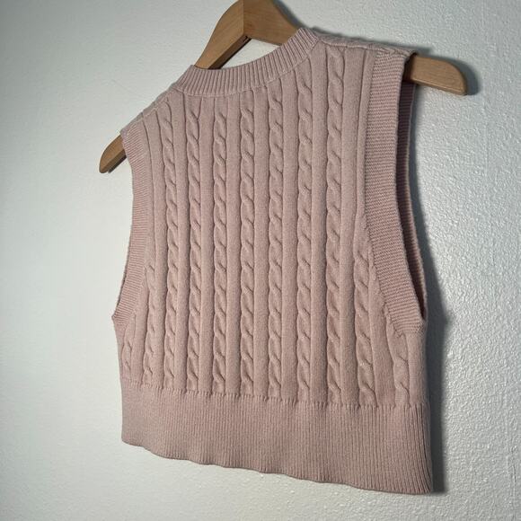 Small Women’s Pink Chain Knit V-NeckSweater – Sleeveless Stretch Blush Cropped - Picture 3 of 6